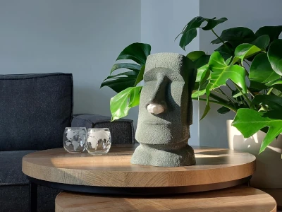Moai Tissue Holder Box